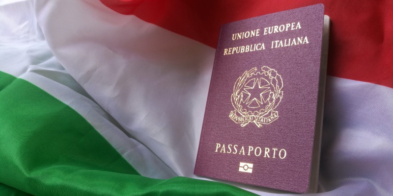 Ciudadana italiana: el Facebook que busca documentacin